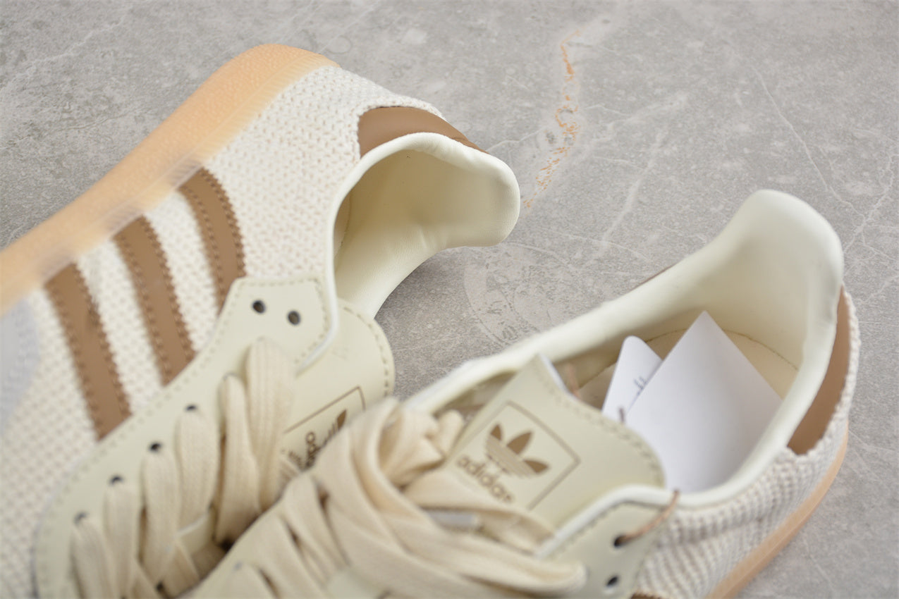 Samba OG beige y marrón claro