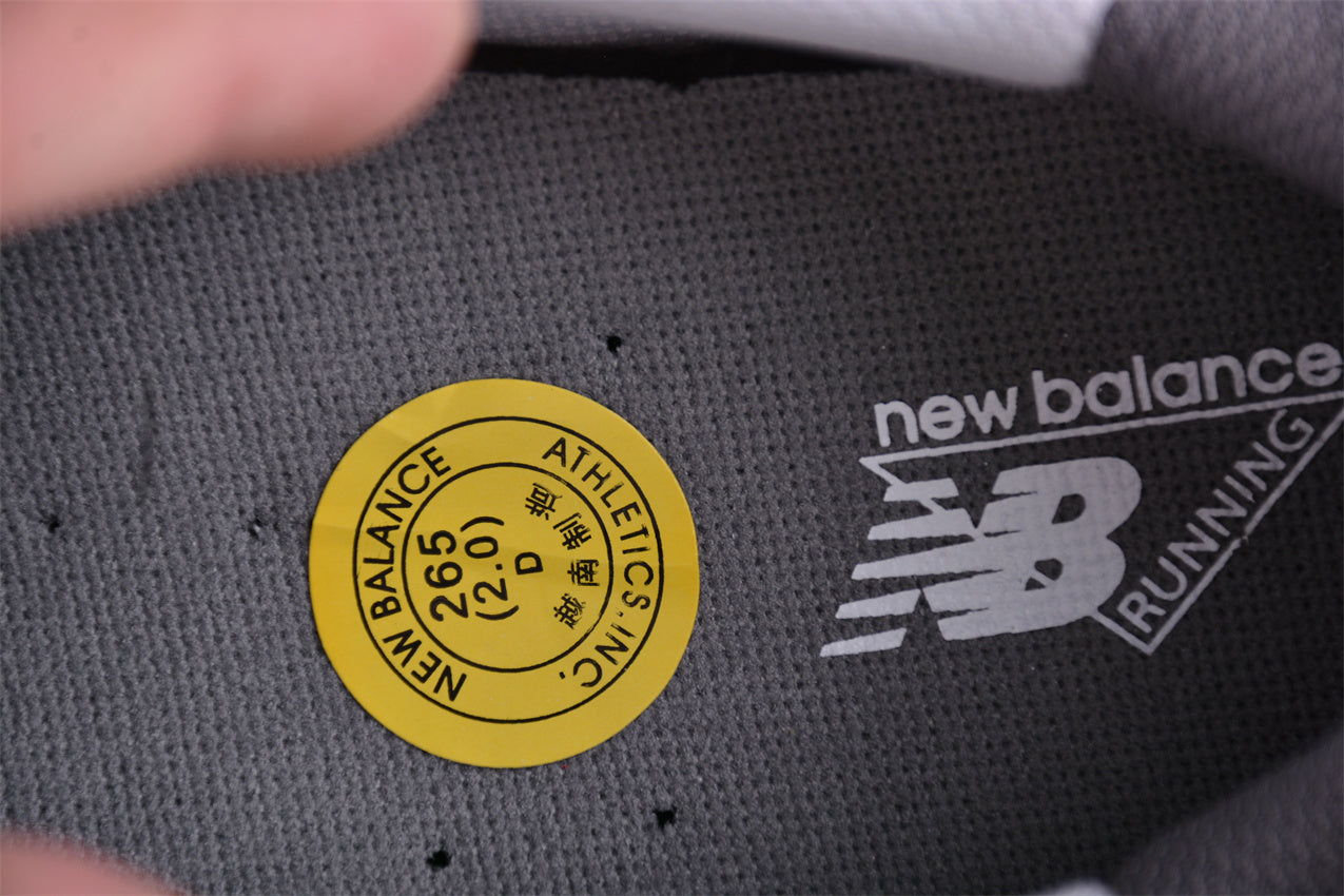 NB 530 Grey / Cream Sole