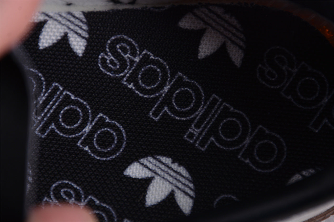 Handball Spezial Cream White / Black