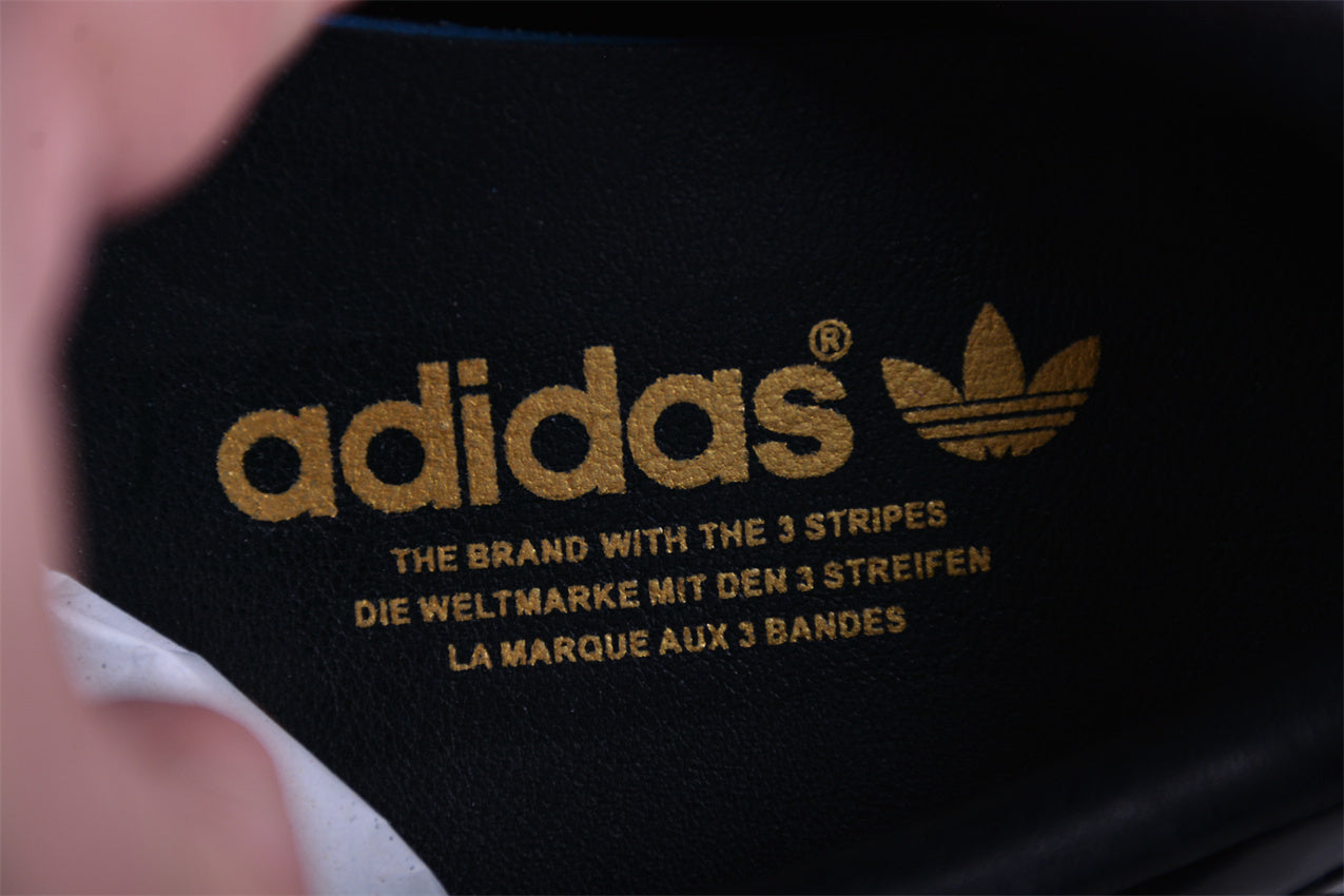 Gazelle Glossy Black