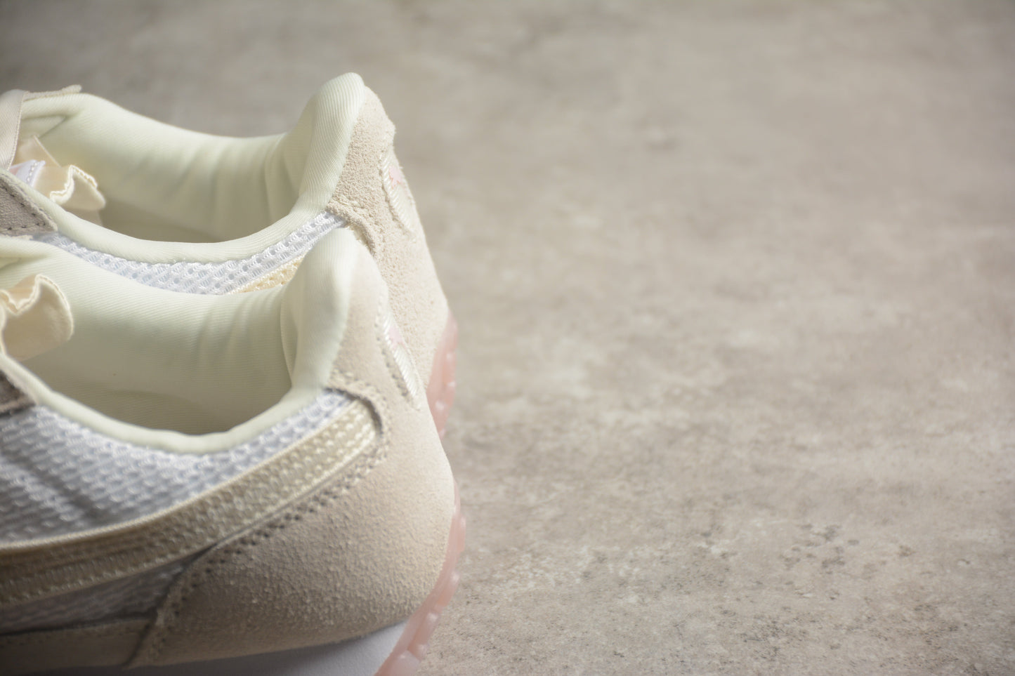 Easy Rider Vintage White / Beige