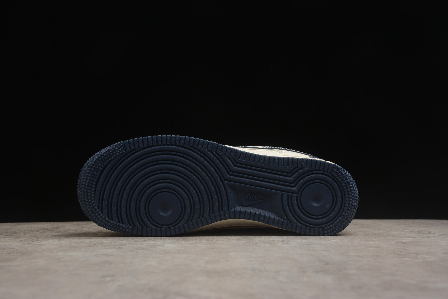 Air Force 1 Low x Undefeated “5 On It” Light Cream / Navy