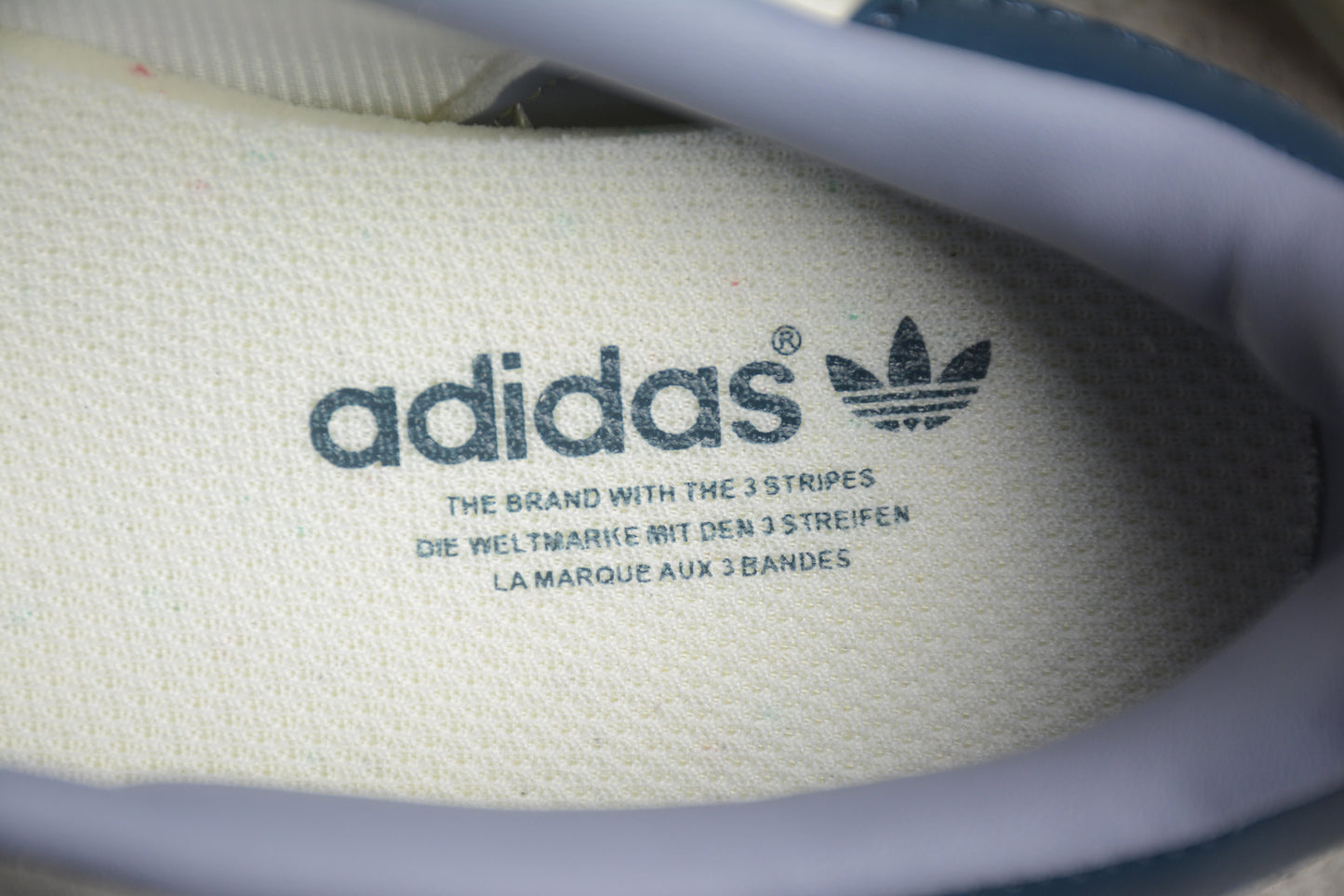 Gazelle Light Bone / Navy