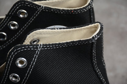 Chuck 70 Plus HI Black / White