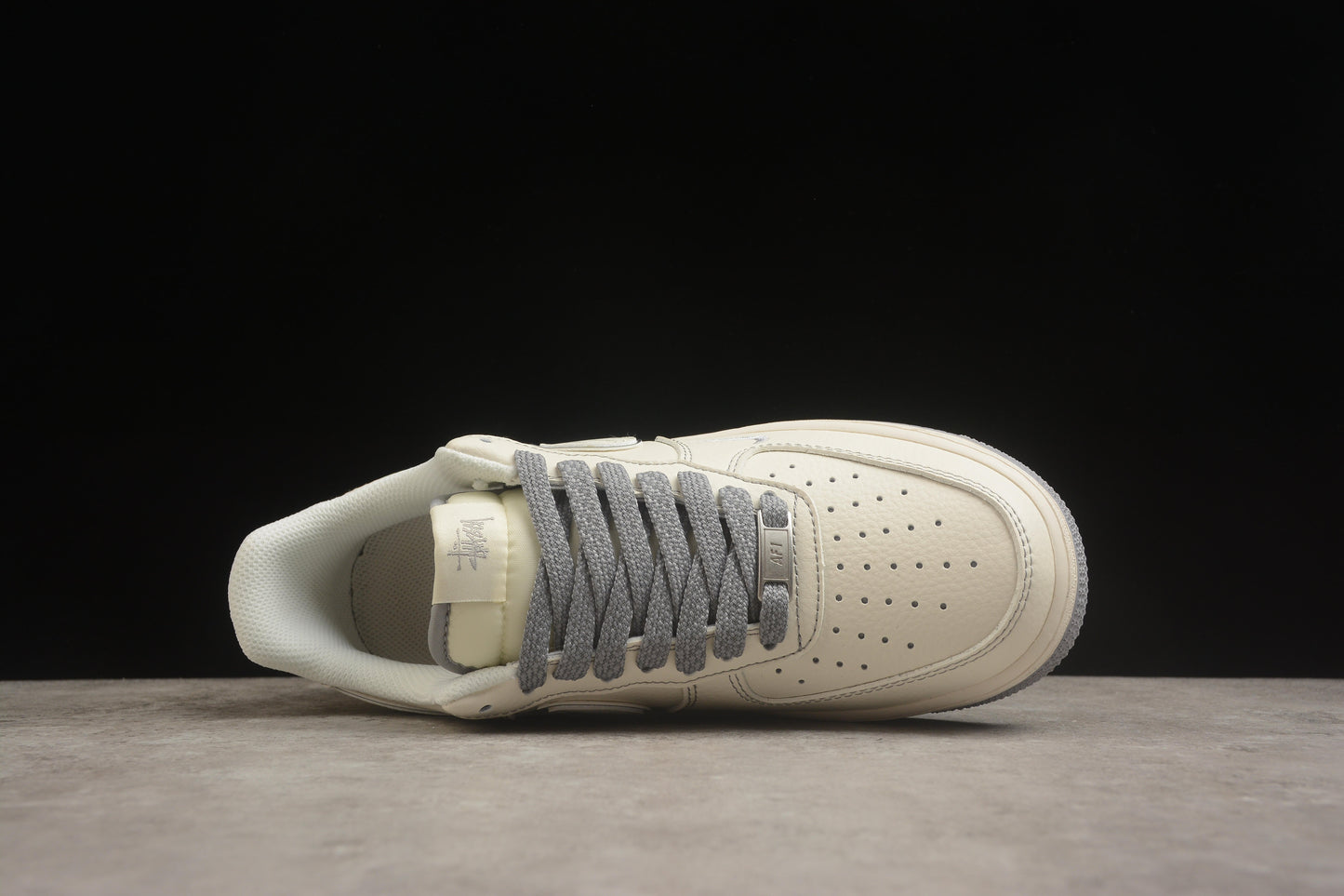 Air Force 1 Low x Stüssy Beige / Grey