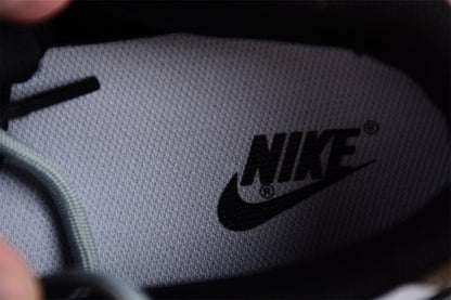 Dunk Low Brown / White / Black