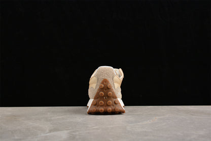 NB 327 Beige / White