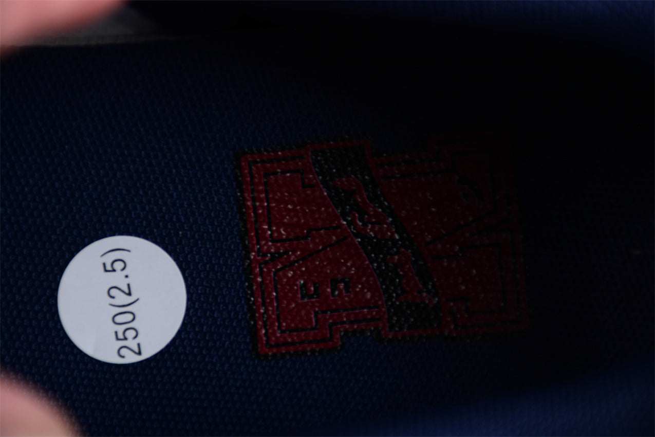 Dunk Low Navy / White / Yellow