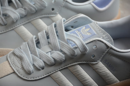 Sambae W Platform Light Grey / Amber Gum