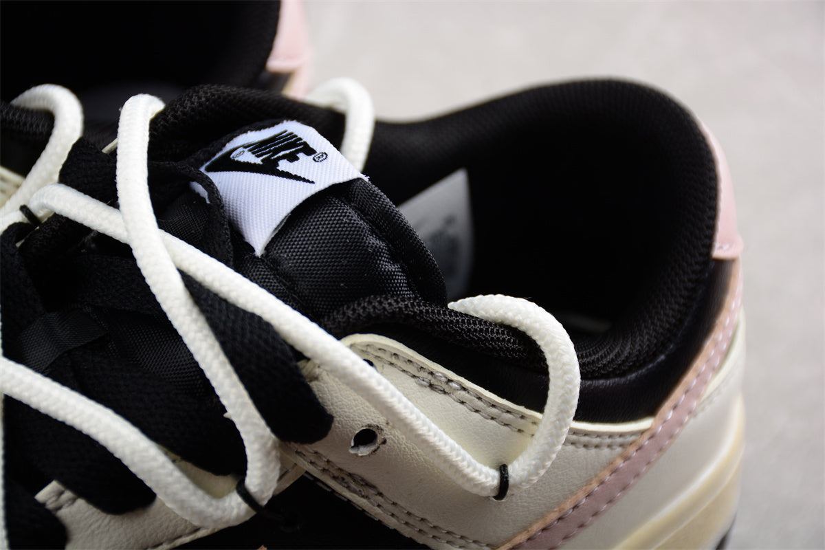 Dunk Low Black / Cream / Pastel Pink