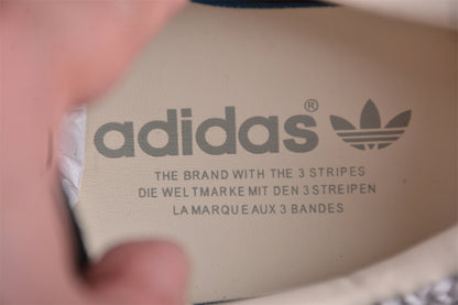 Gazelle Grey / White