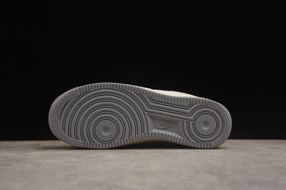 Air Force 1 ’07 Cream Beige / Medium Grey