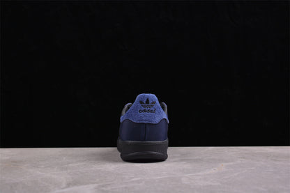 Gazelle Purple / White