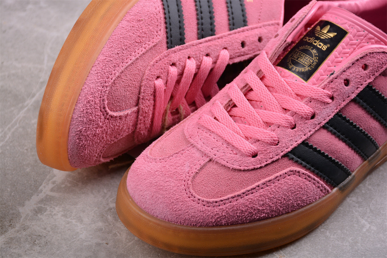 Gazelle Pink / Black / Navy
