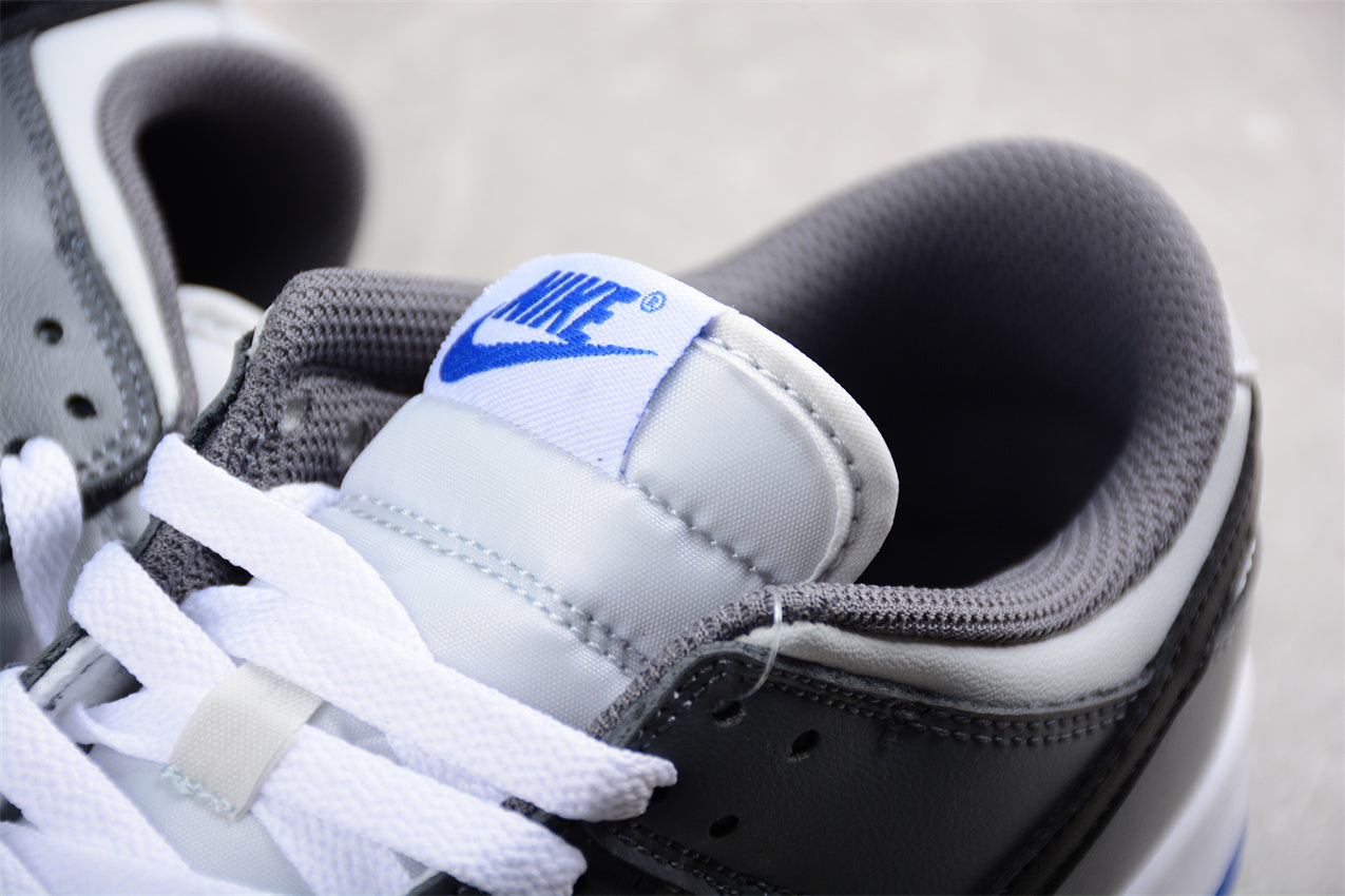 Dunk Low White / Grey / Black