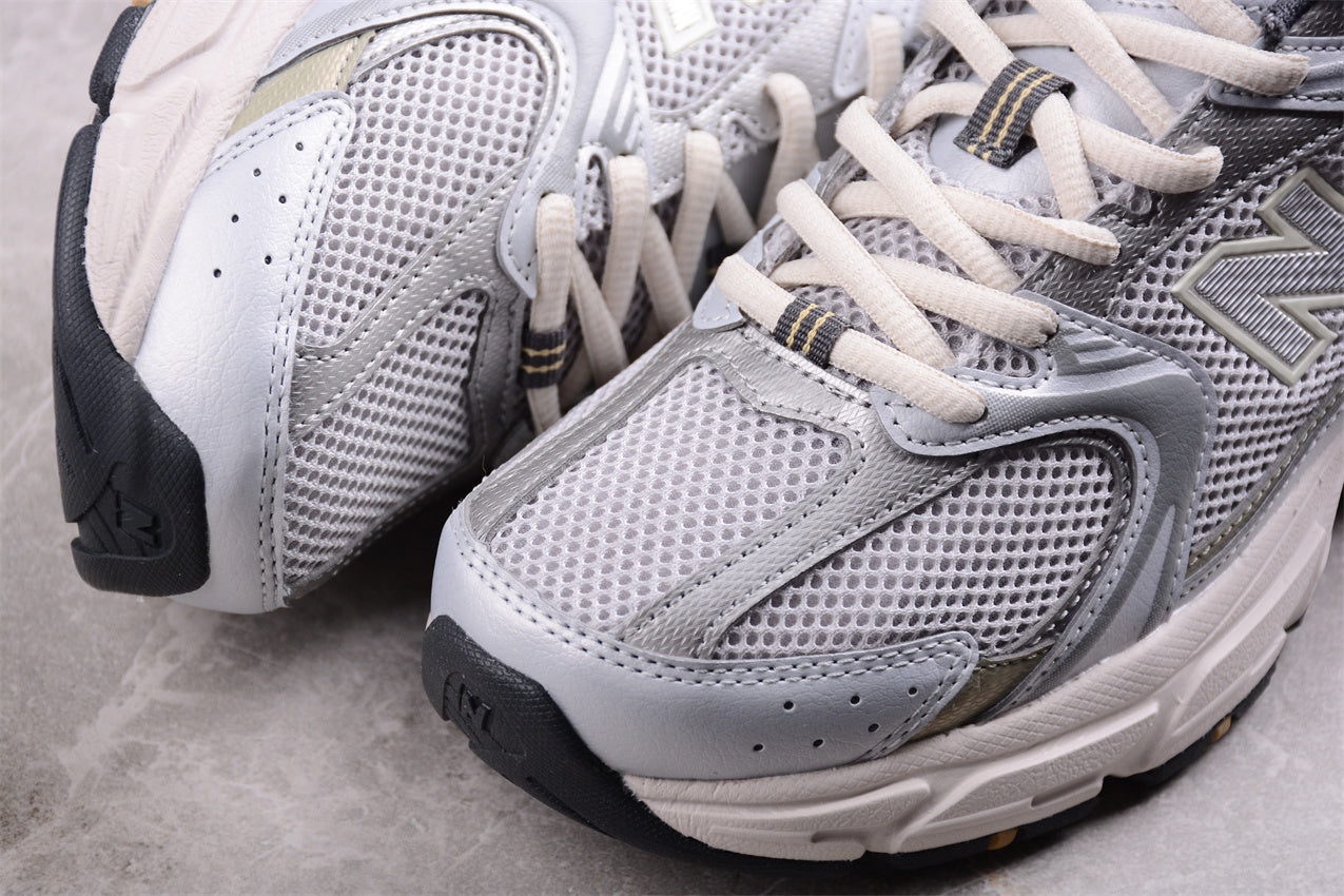 NB 530 Silver / Beige