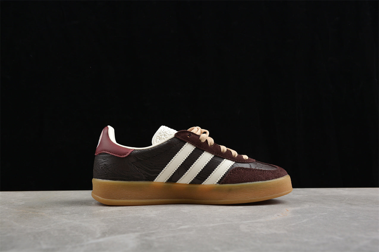 Gazelle Brown / White