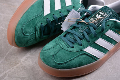 Gazelle Green / White