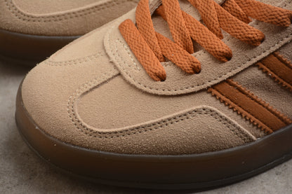 Gazelle Beige / Brown