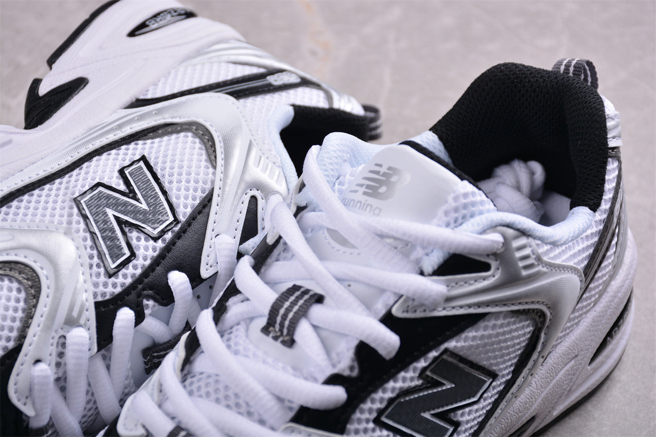NB 530 White / Black