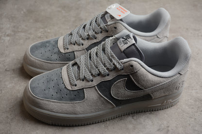 Air Force 1 ’07 Light Grey / Wolf Grey