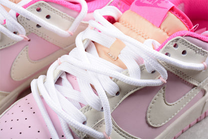Dunk Low White / Pastel Pink