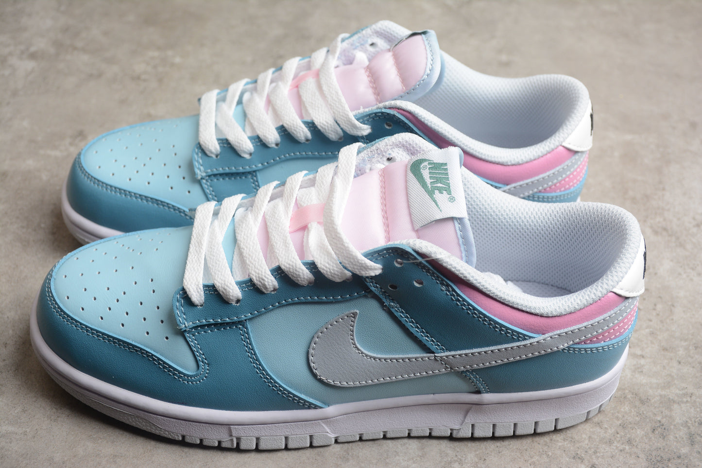 Dunk Low Blue / Sky Blue / Pastel Pink