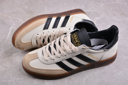 Handball Spezial Cream White / Black