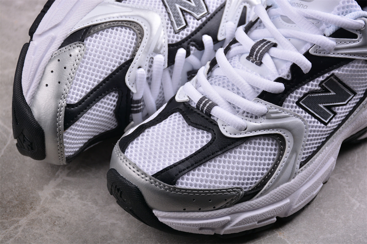 NB 530 White / Black
