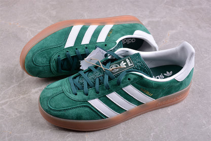 Gazelle Green / White