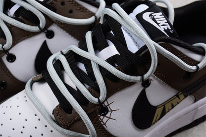 Dunk Low Brown / White / Black