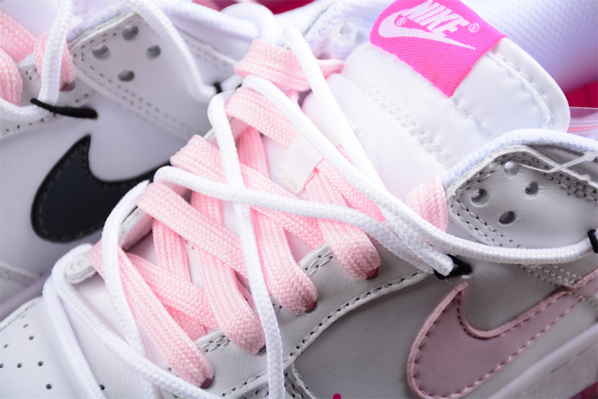 Dunk Low White / Pink / Black