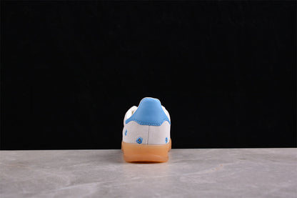 Gazelle White / Sky Blue Floral