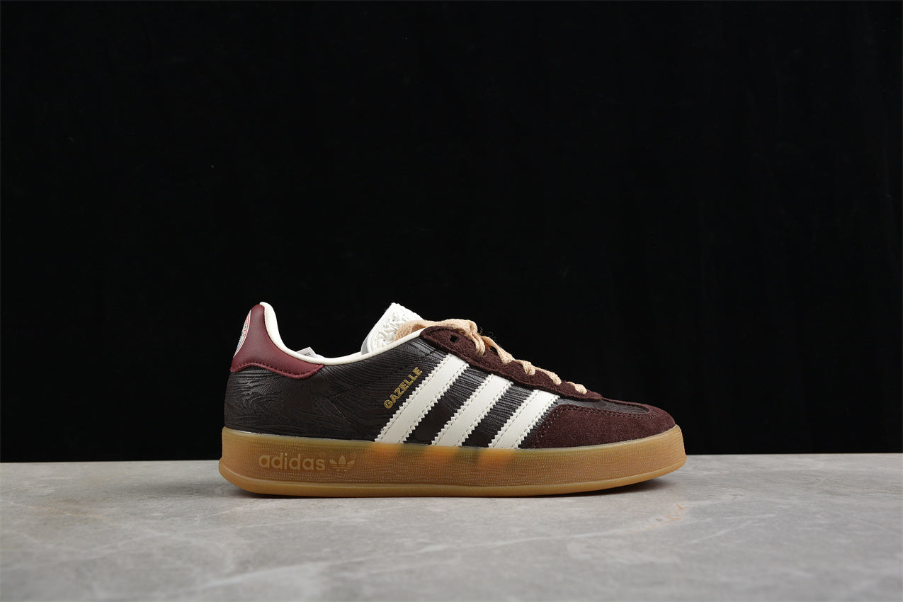 Gazelle Brown / White