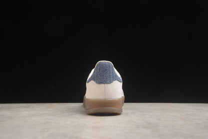 Gazelle Beige / Navy