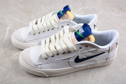 Blazer Low ’77 White / Navy