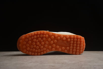 Easy Rider Vintage Beige / White