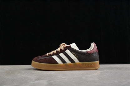 Gazelle Brown / White