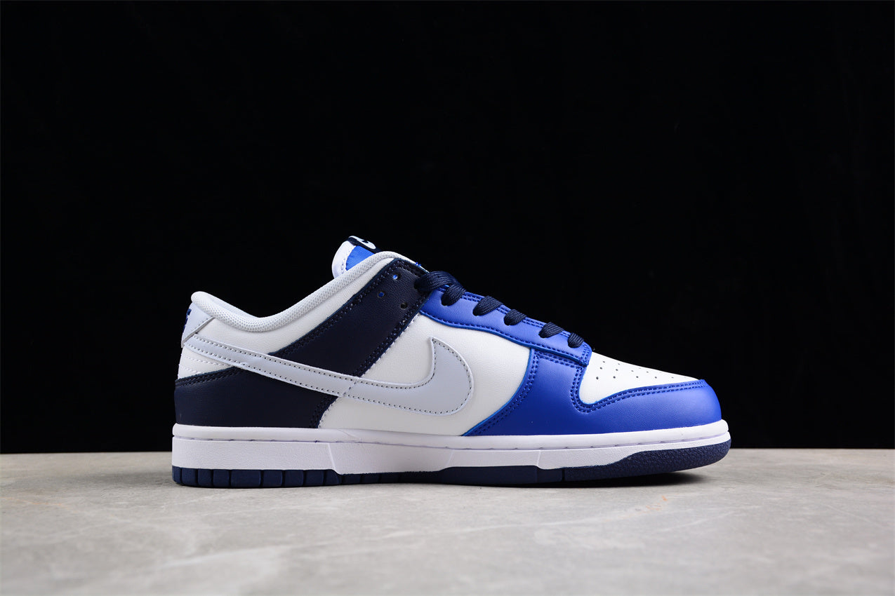 Dunk Low Blue / White