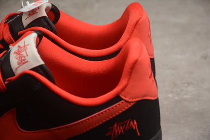 Air Force 1 Low Black / Red