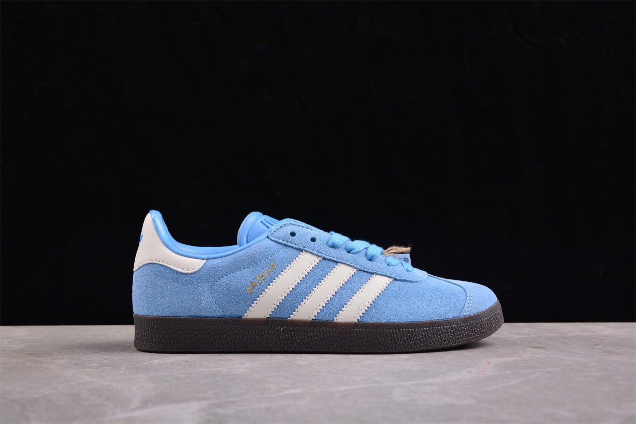 Gazelle Sky Blue / White