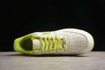 Air Force 1 ’07 White / Lime Green