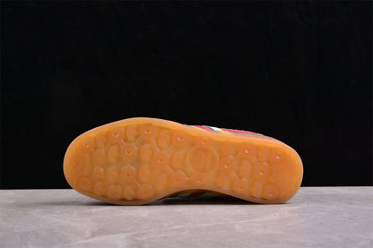 Gazelle Burgundy / Mint Green