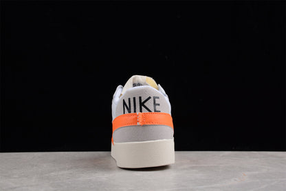 Blazer Low ’77 White / Orange