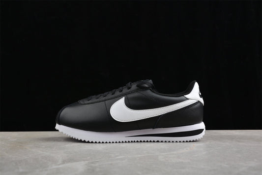 Cortez Black / White