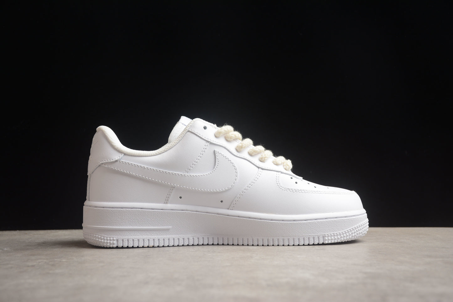 Air Force 1 ’07 LX White