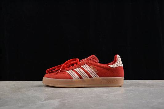 Gazelle rojo y beige