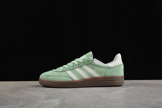 Handball Spezial verde menta y blanco