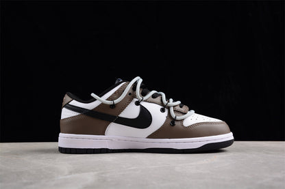 Dunk Low Brown / White / Black