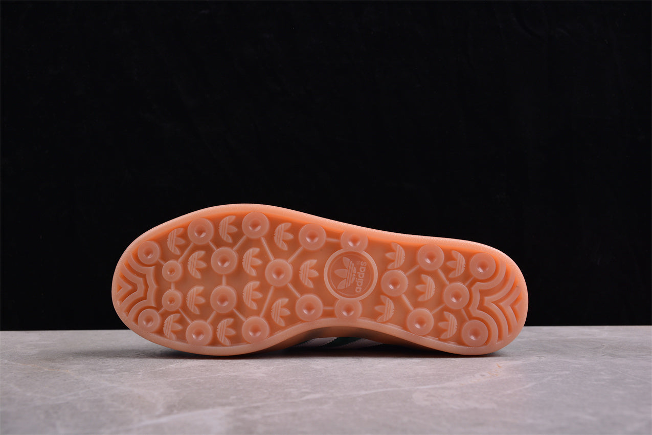 Gazelle Green / White